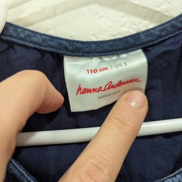 Hanna Andersson Chasing Summer Button Up Chambray Denim Embroidered Dress 5T - Picture 9 of 11